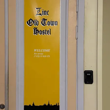 호스텔 Zinc Old Town