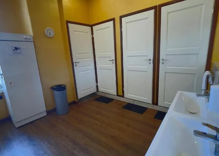 Hostel Zinc Old Town *